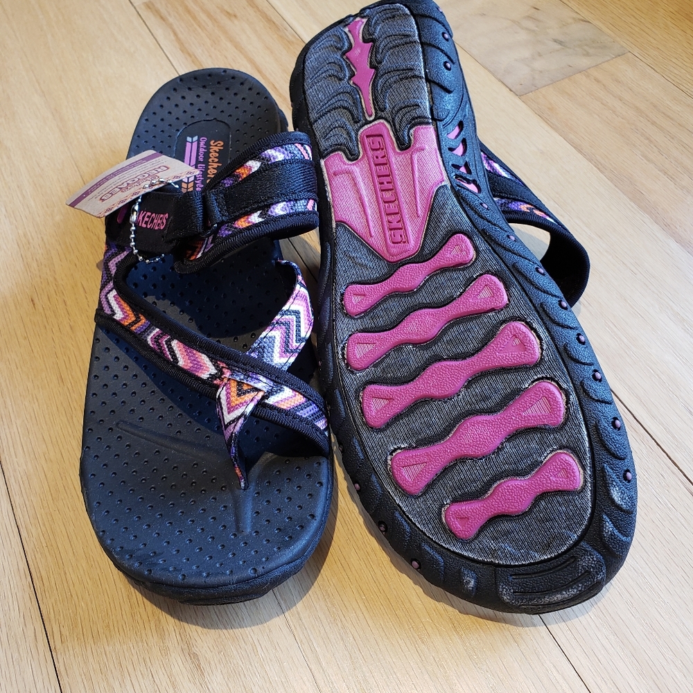 Skechers Reggae Size 11